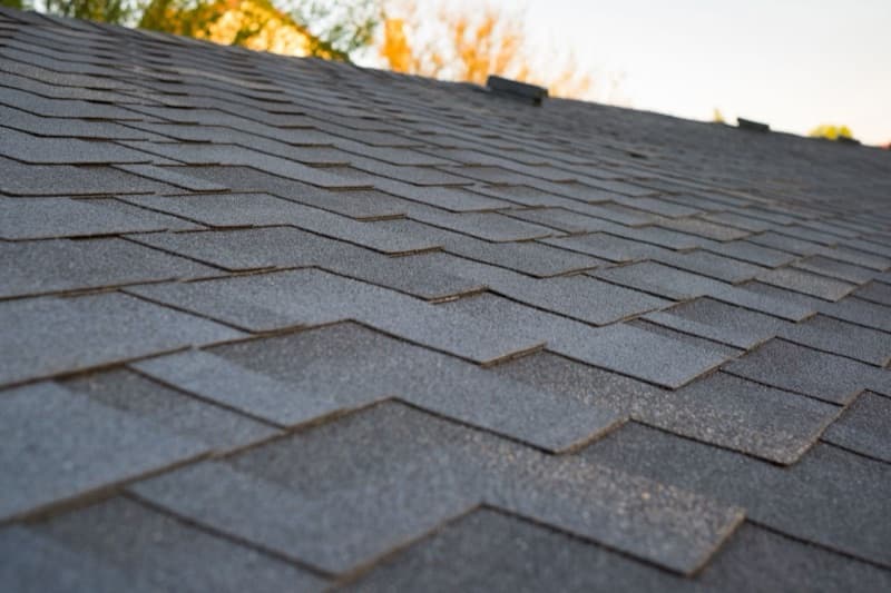 Roof work on a Pleasant Hill, Iowa home