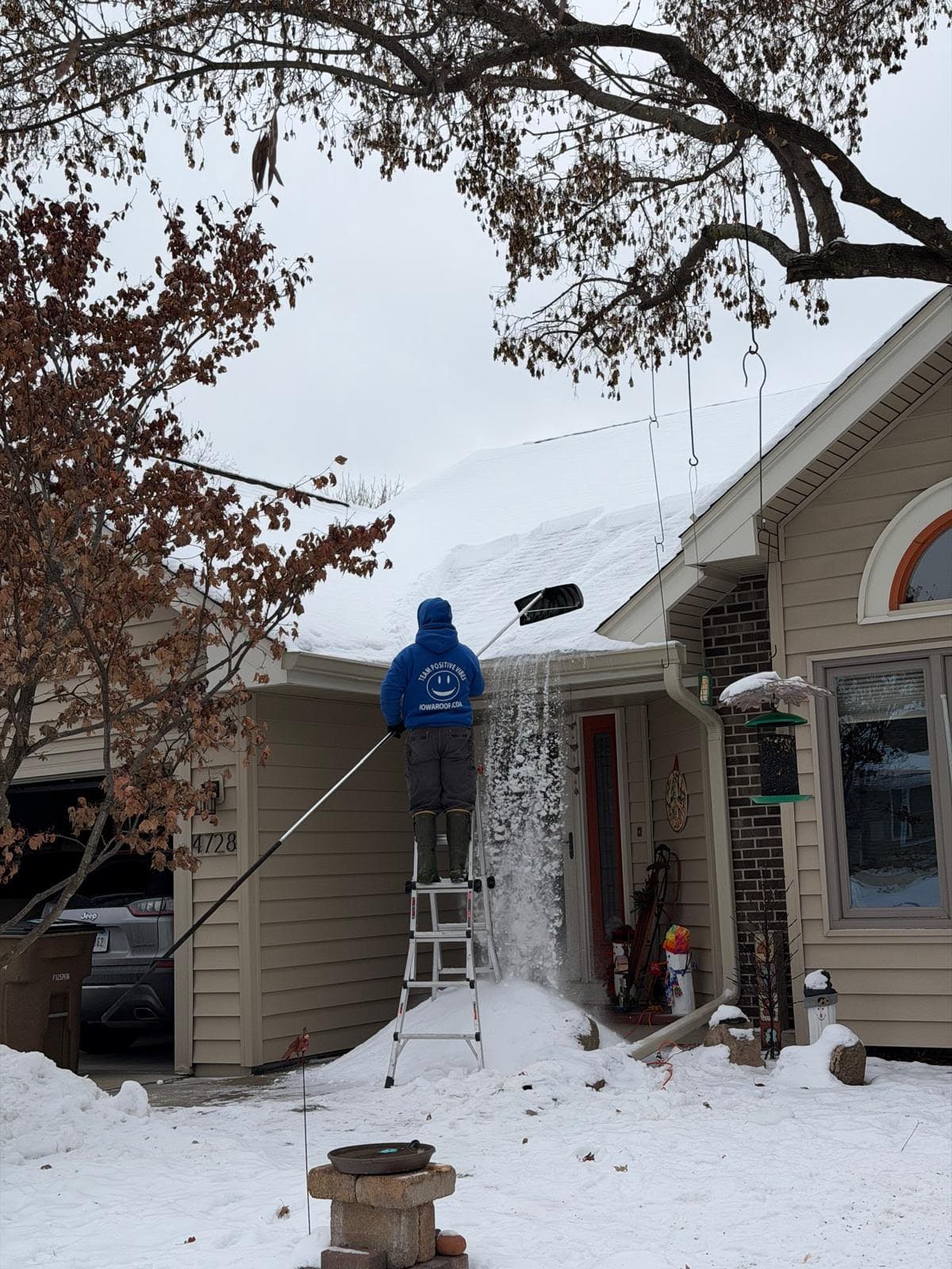 Snow Raking, Bakeris Roofing